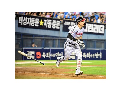 문정빈 데뷔 첫 그랜드 슬램에 개인 최다 타점 기록까지