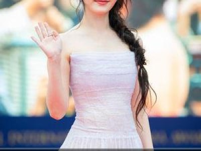 아이유 드라마 스태프 전원에게 추석 선물 퍼부음