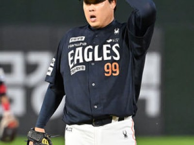 류현진 2경기 연속 화끈한 득점 지원에 한화 타선 폭발