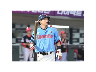 김민성 3구삼진 후 바로 교체 롯데 팬들 반응 뜨거운 이유
