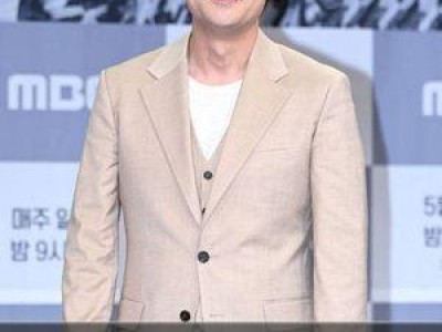 하정우가 전현무 연기 평가에 나섰다
