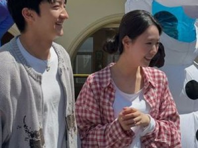지예은 바타 열애 인정? 공개 투샷에 팬들 떠들썩