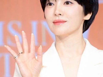 송혜교 새 소속사 이적 스타일리스트 남편 사실도 공개