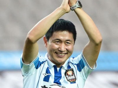 이영표 FC서울 vs 강원FC 경기장에 등장해 응원