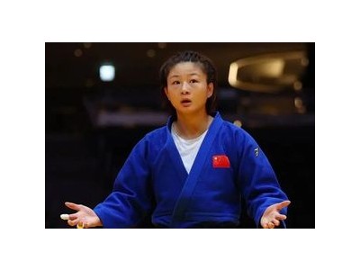 탕징 유도 경기 실격 중국 팬들 단순 실수 반응